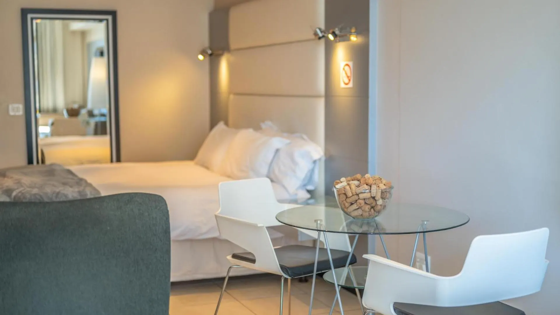 The Icon Building Apartment Cape Town 0*,  South Africa